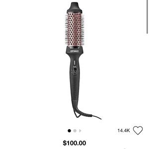 Amika Blowout Babe Thermal Brush